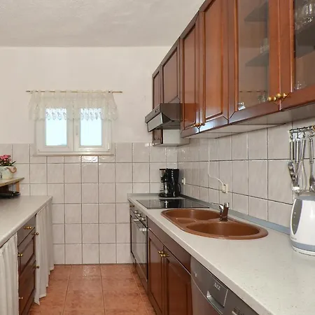 Apartament Apartment Una *